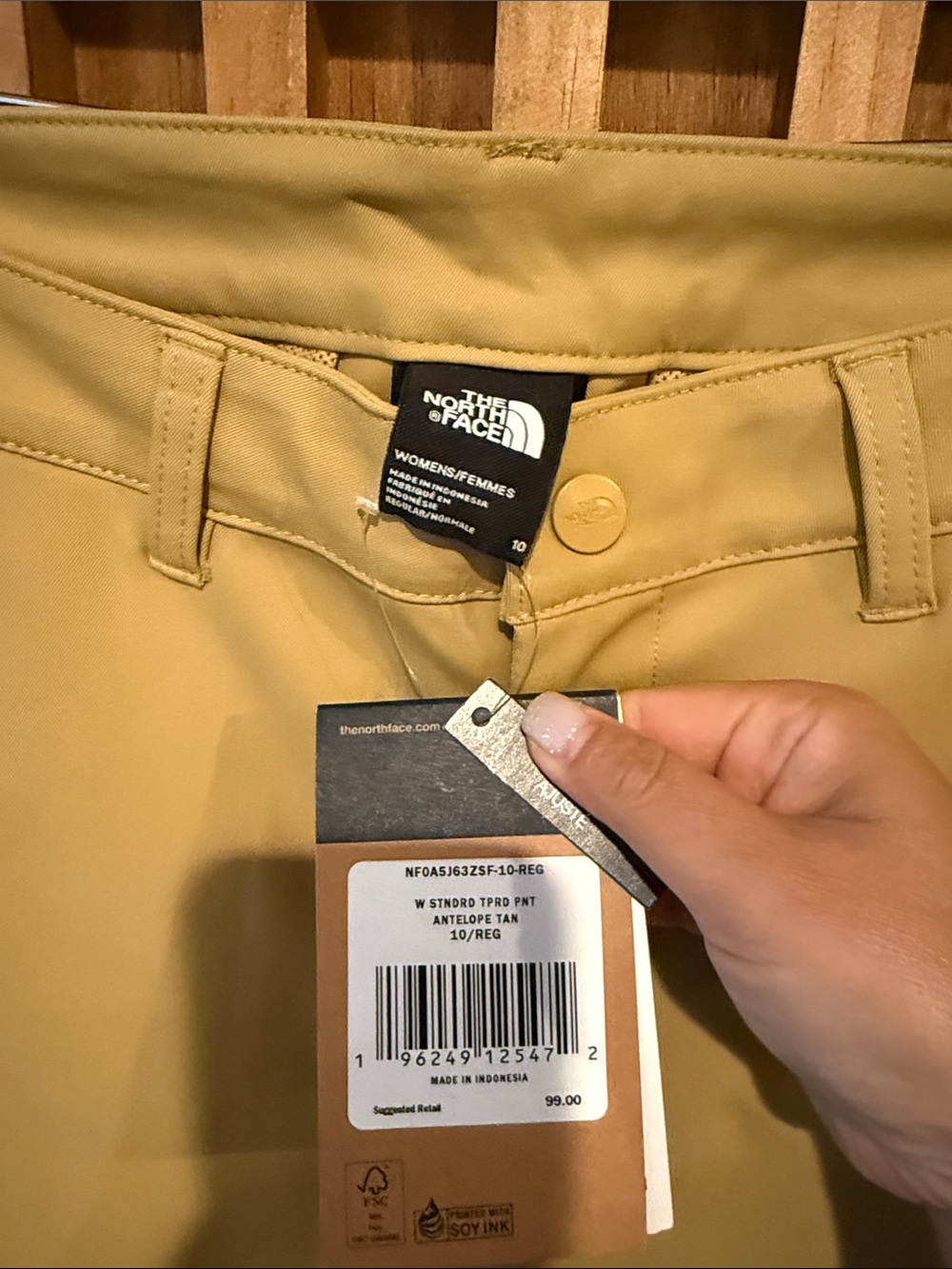 The North Face Women 10 Standard Tapered Antelope Tan Pants. NWT - Picture 3 of 5